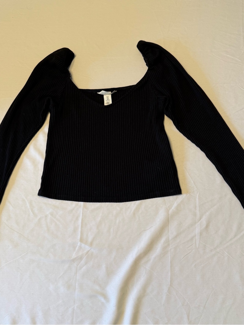 H&M Black Ribbed Puff-Shoulder Crop Top
